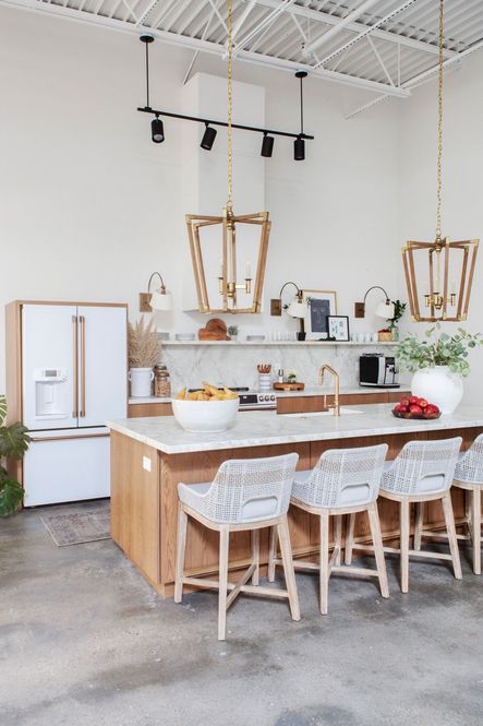 Shop the Look | Bastian Chandelier, Brizo Litze Single Handle Kitchen Faucet