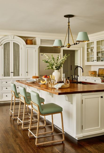 Home Tour | Classic Meets Contemporary in Chauncey Boothby’s Lambert Road Project