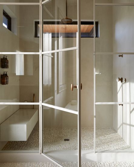 Home Tour | Exploring KaemingK's Lo House: A Harmonious Blend of Organic Modernism