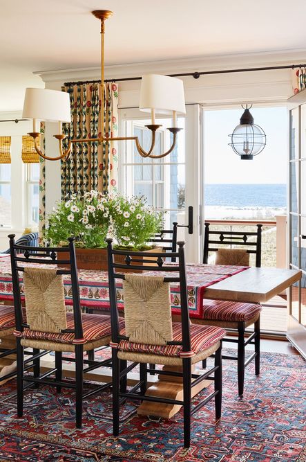 Home Tour | Katie Rosenfeld’s Maine Beach Cottage Infuses Grandmillennial Style with True New England Charm