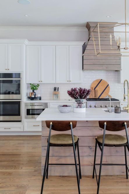 Design by Bodine White | Photography by Emily Sewell | SHOP THE LOOK: Kink Counter Stools