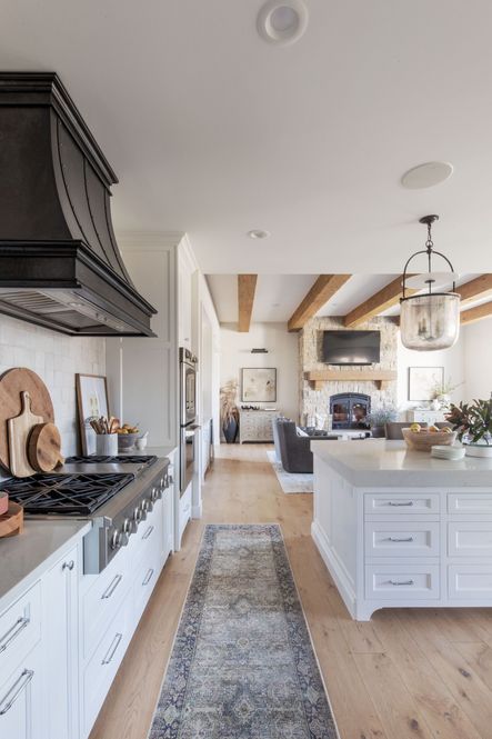 Design by Scout &amp; Nimble | Photo by Emily Sewell | SHOP THE LOOK: Layla Olive &amp; Charcoal Runner