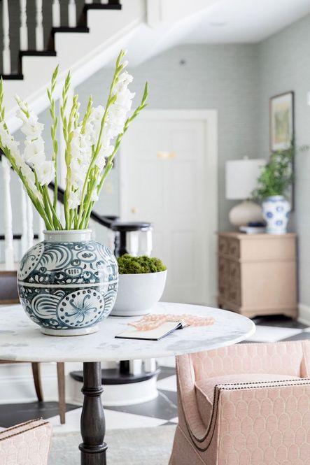 SHOP THE LOOK: Carter Dining Bench, Blue &amp; White Juan Sunflower Jar, Lucy Dining Table