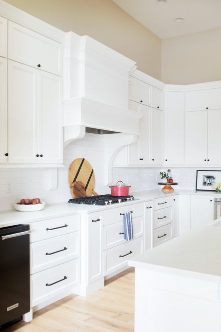 Styling an Old Favorite | Revisiting Lakeview