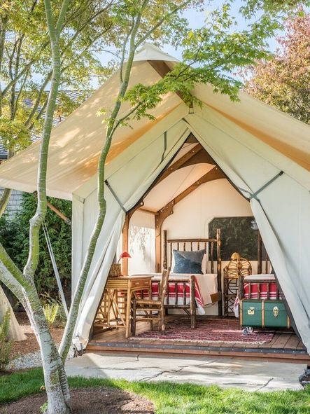 Home Tour | Hoedemaker Pfeiffer’s Whidbey Island Retreat