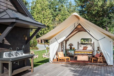 Home Tour | Hoedemaker Pfeiffer’s Whidbey Island Retreat
