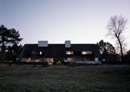 photograph by Hélène Binet