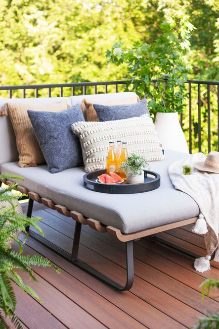 Design by Bodine White | Photography by Emily Sewell | SHOP THE LOOK: Dimitri Outdoor Double Daybed