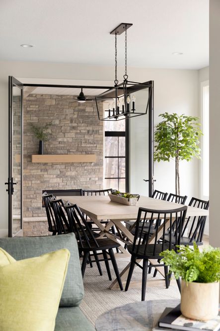3 Things to Consider When Choosing the Perfect Black Dining Chairs