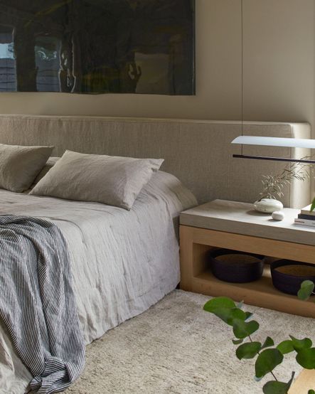 Home Tour | Exploring KaemingK's Lo House: A Harmonious Blend of Organic Modernism