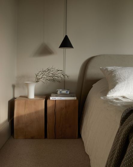 Home Tour | Exploring KaemingK's Lo House: A Harmonious Blend of Organic Modernism