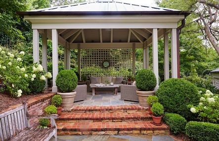 Landscape Design by Falkner Gardens | Photo by Jean Allsopp