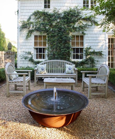 Landscape Design by Falkner Gardens | Photo by Jean Allsopp